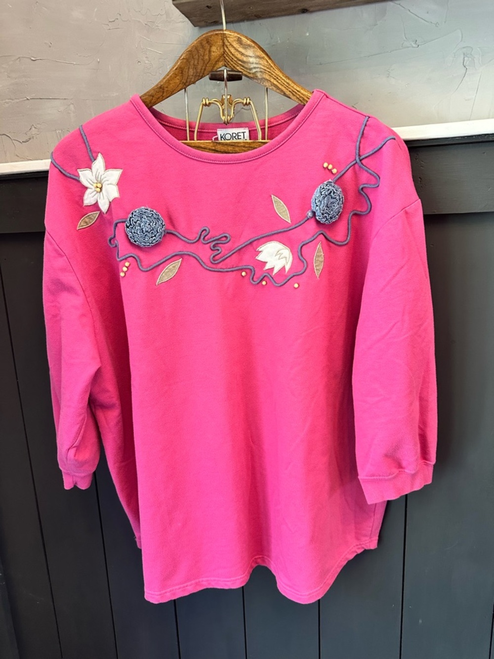 Koret City Blues Vintage Pink Floral Appliqué Grama Crewneck 2X